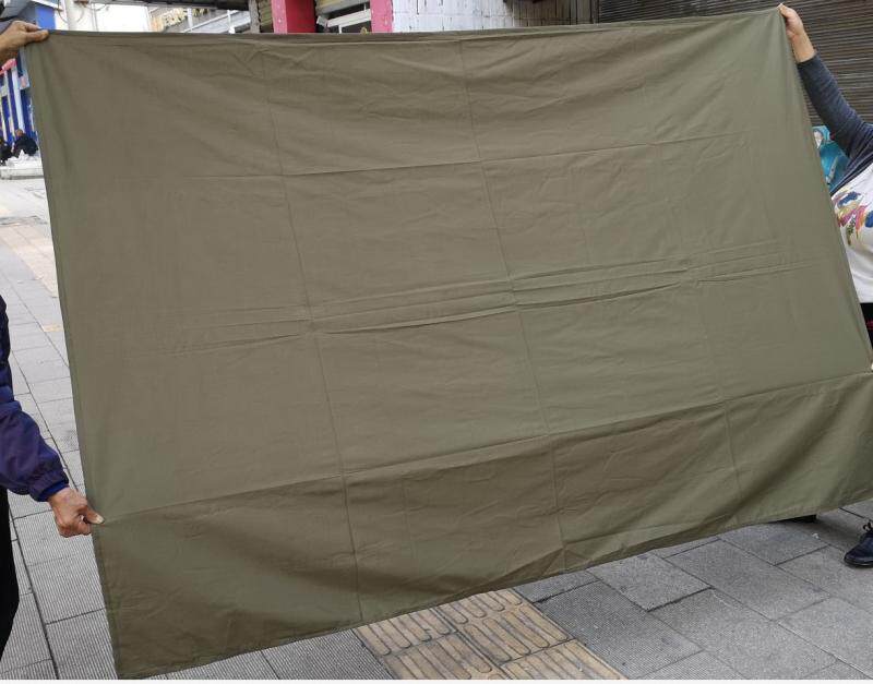 绿色棉布加工的床单 质量很靠谱 3个颜色的床单