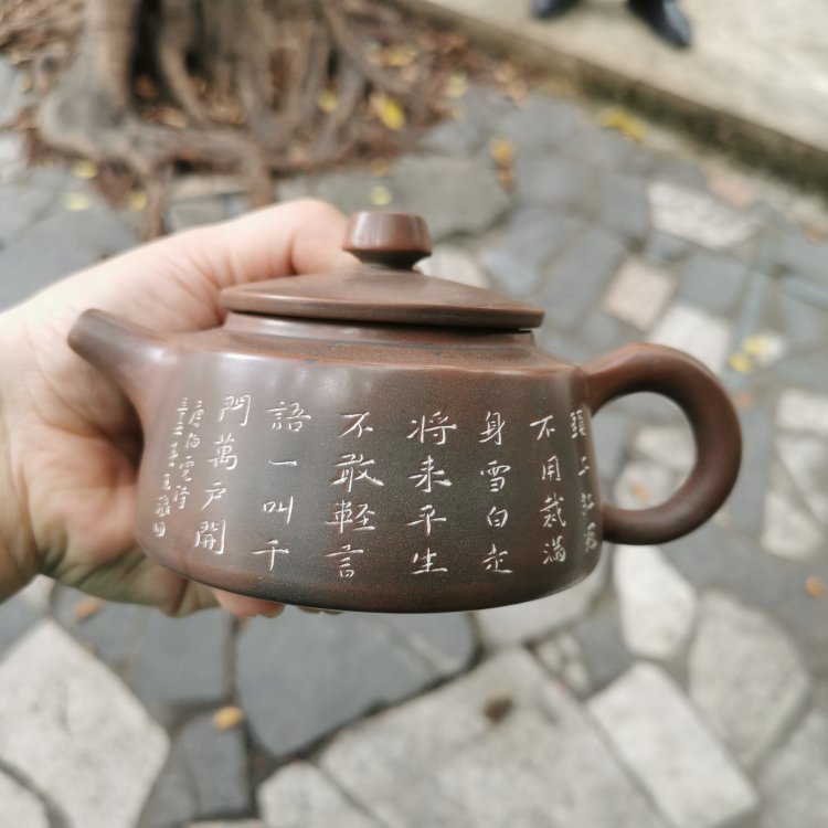 广西钦州坭兴陶茶壶名家黄永均