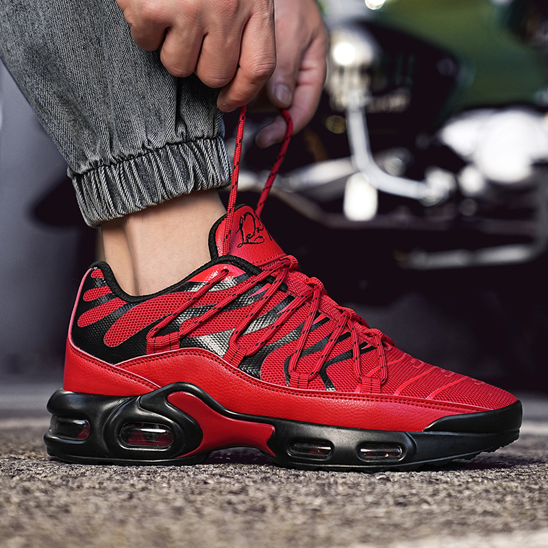 西域骆驼减震网面跑步老爹鞋