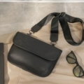Retro Black