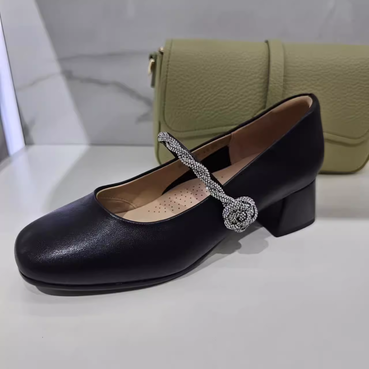 REDDRAGONFLY/红蜻蜓复古玛丽珍单鞋珍珠圆头粗跟高跟鞋实体正品