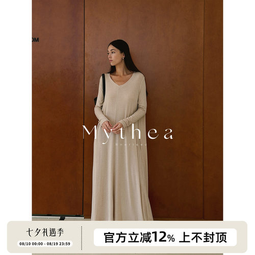 SOTHEA 精致松弛简约V领羊毛长款过膝宽松居家休闲长袖针织连衣裙