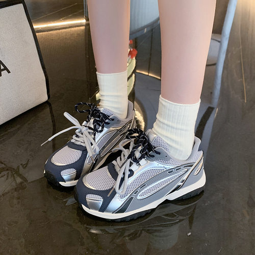 法国巨好看休闲鞋内增高版厚底德训鞋女2026年春季新款百搭运动鞋