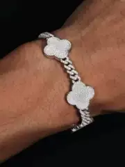 Four-Leaf Clover Full Diamond Bracelet Gift, Exquisite Lucky Clover, 2024 New Style, Light Luxury Trendy Men's Accessory, Friendship Jewelry