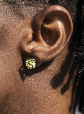 FAZA 925纯银彩钻耳钉男女嘻哈个性苹果绿耳针轻奢百搭钻石耳饰潮