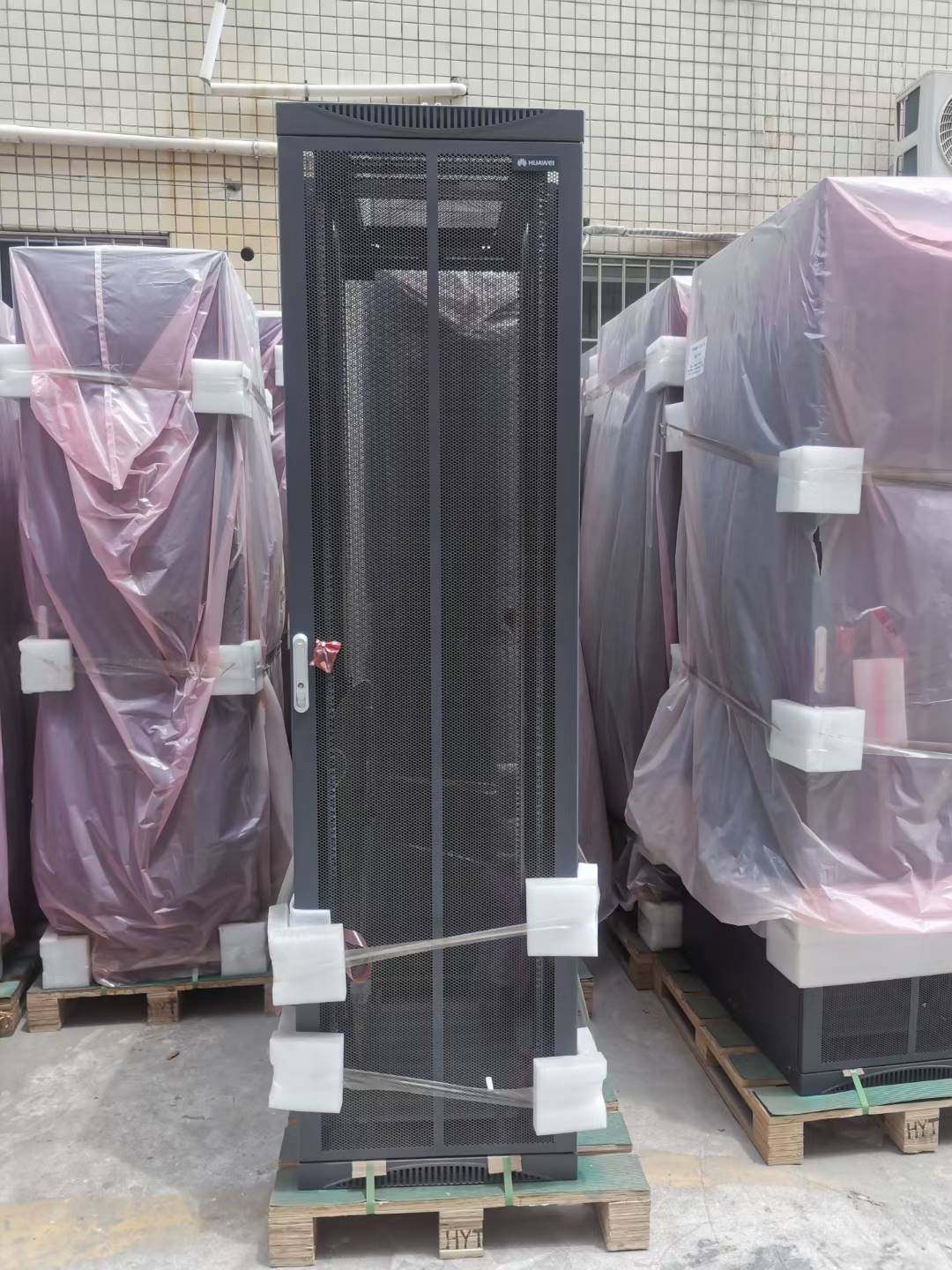 全新华为600x800x2200路由器总装机柜