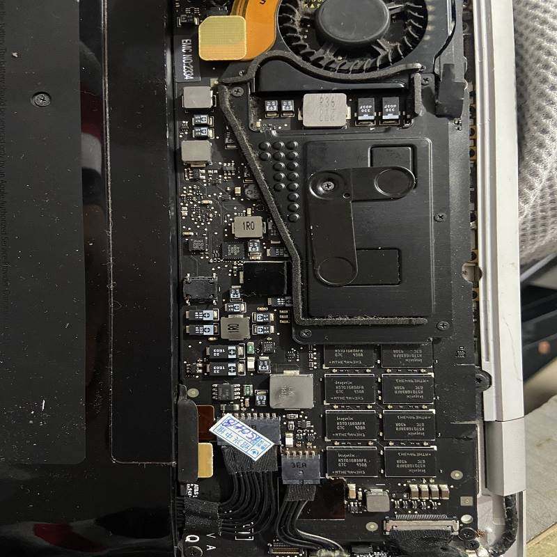 苹果 macbook air a1304 主板 820-2375-a 2g