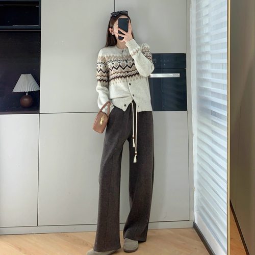 羊毛立体分割直筒弯刀裤加绒