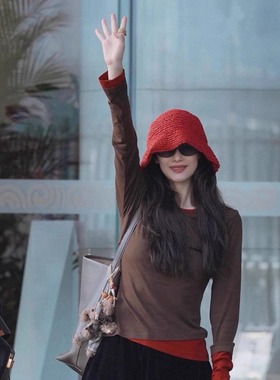 周雨彤倪妮同款LOG*32春季新款羊毛舞曲不对称设计假两件打底