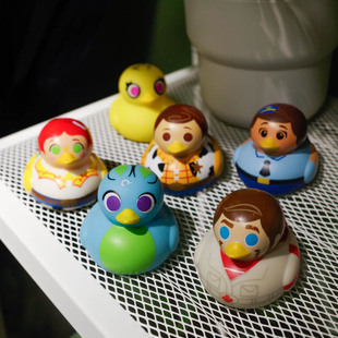 玩具总动员小黄鸭洗澡搪胶防摔toystory桌面摆件人偶公仔模型