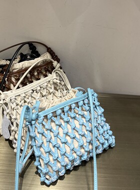 25夏季新款头层牛皮手工编织镂空超薄斜挎小包包