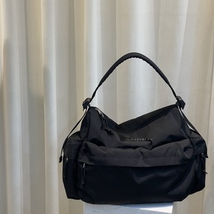 随身而行进口加厚尼龙牛津布加大号单肩斜挎托特旅行包