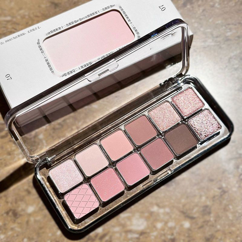 包邮~十二色眼影盘珠光哑光爆闪修容小红书推荐多用一体眼影