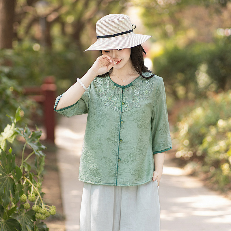 2026新款中式抹茶绿刺绣衬衫女夏季七分袖国风禅意茶服自信妈妈装