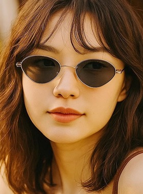 三角猫眼墨镜女款高级感复古小框2025新款小脸欧美风椭圆太阳眼镜