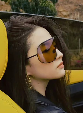 刘亦菲同款高级感茶色连体太阳镜欧美新款眼镜大框防紫外线墨镜女