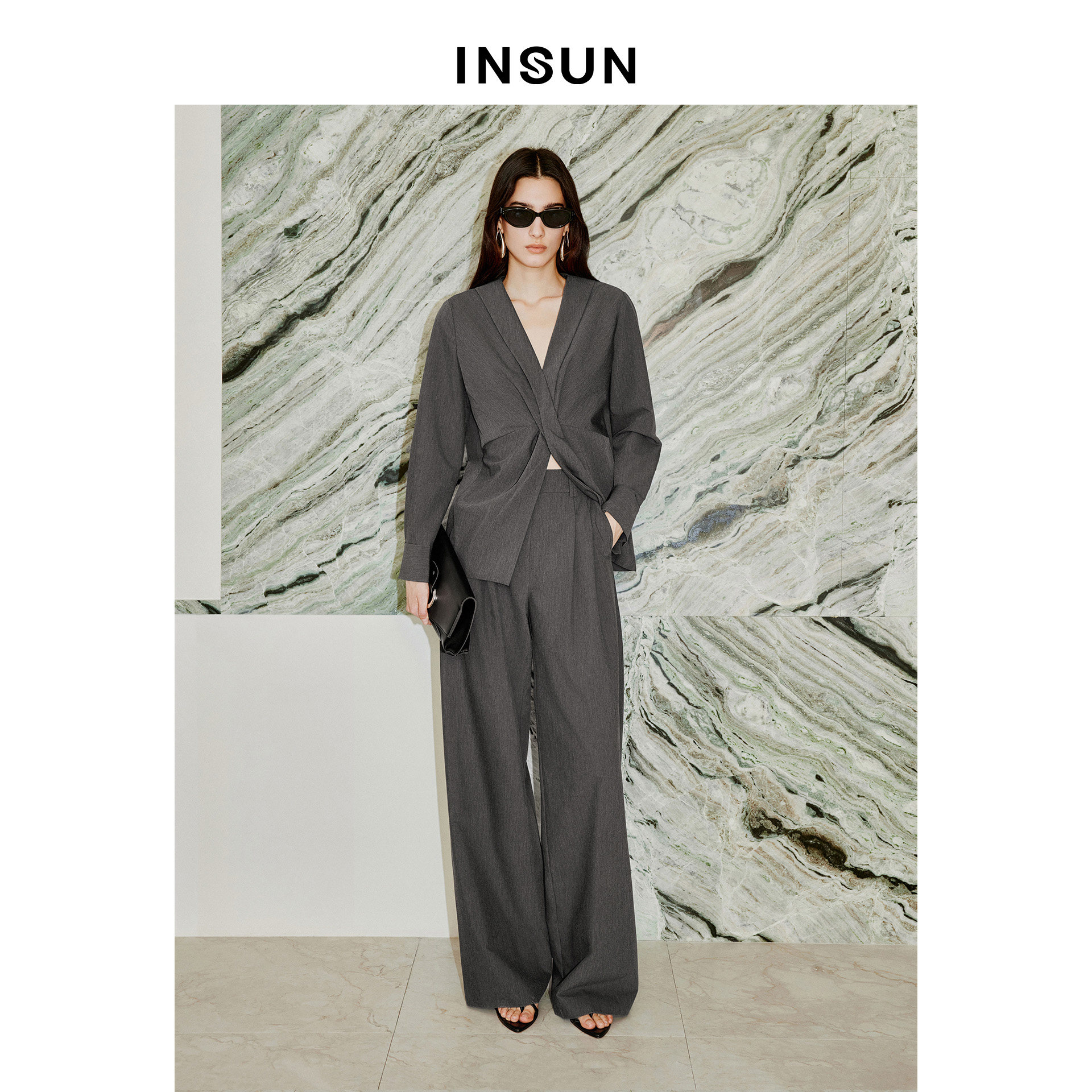 INSUN恩裳专选2026春季驳领利落感显瘦遮肉长袖衬衫