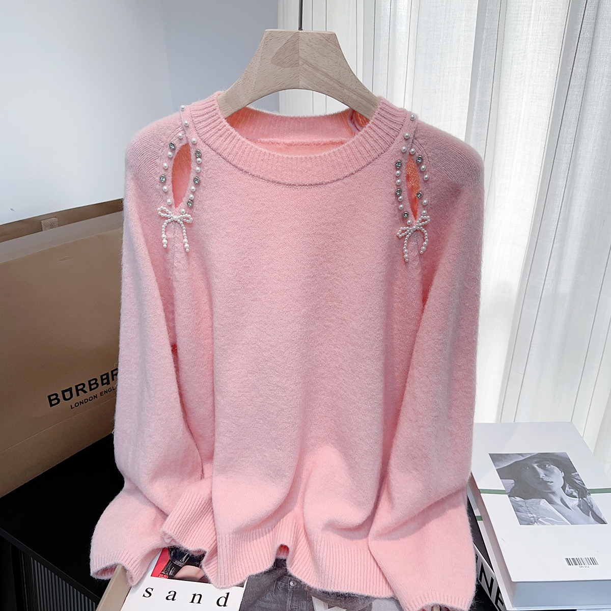 小香重工钉钻通勤毛衣秋冬新款设计感小众宽松针织衫百搭上衣，女装针织衫/毛衣，衣嘉衣服饰