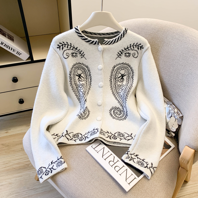 简约复古日常通勤小众图案单排扣毛衣女士秋季休闲长袖上衣，女装针织衫/毛衣，衣嘉衣服饰