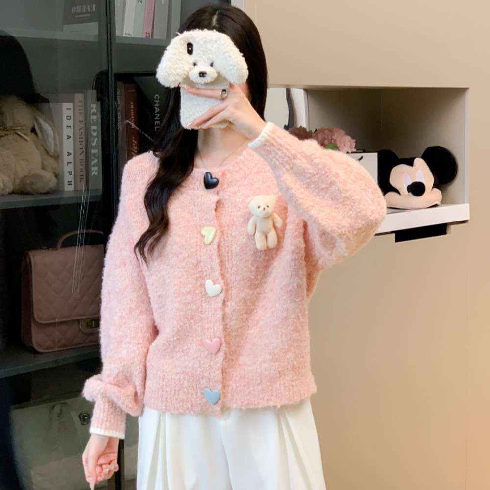 送小熊公仔针织开衫毛衣女秋冬新款宽松软糯毛衣长袖外套，女装针织衫/毛衣，衣嘉衣服饰