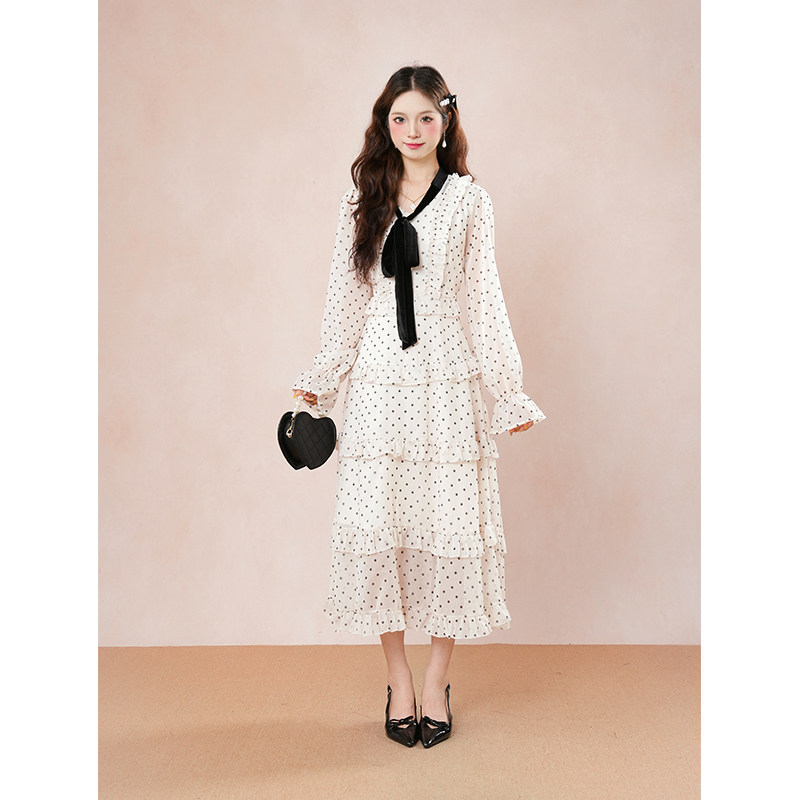 波尔卡序曲 秋季法式收腰波点蛋糕长款连衣裙爆款气质长袖v领长裙,女装/女士精品,连衣裙,淘宝优惠券,粉丝福利购,淘宝优惠卷