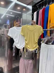 V领侧边收褶设计短袖 2024夏季 wu33正品 百搭短款 显瘦辣妹T恤女 修身