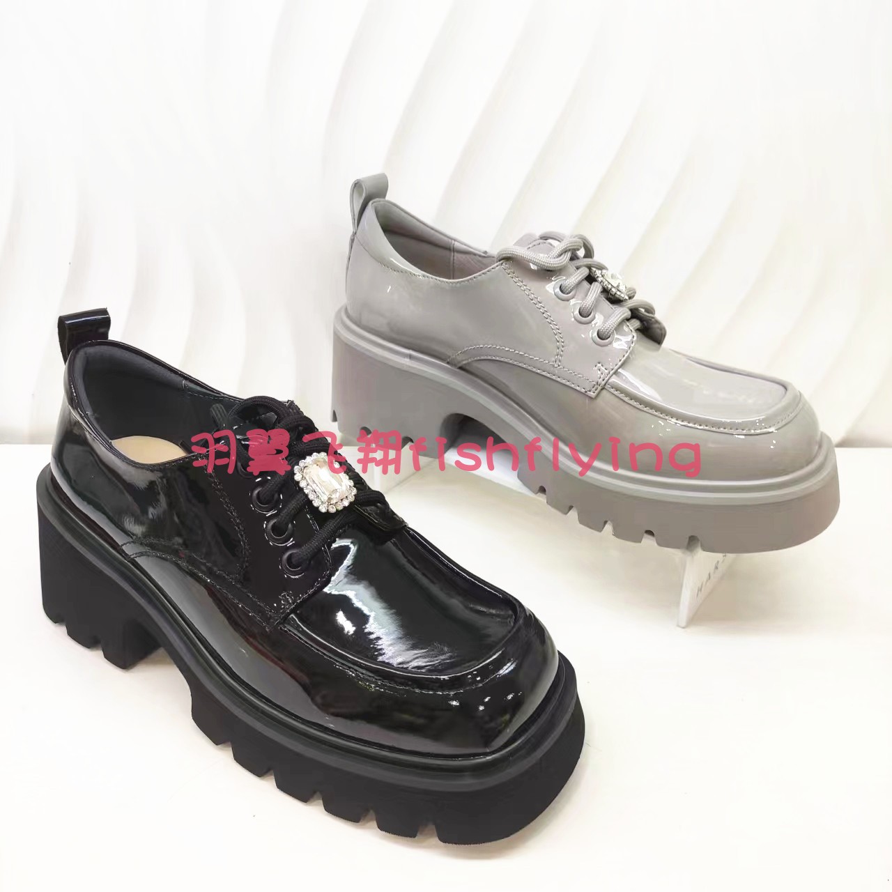 卡迪娜正品断码春秋季女单鞋厚底方头灰色漆皮系带乐福KL235601