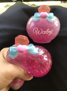 红色蝴蝶结香水瓶捏捏乐TPR软胶发泄解压玩具礼物装饰创意工艺品