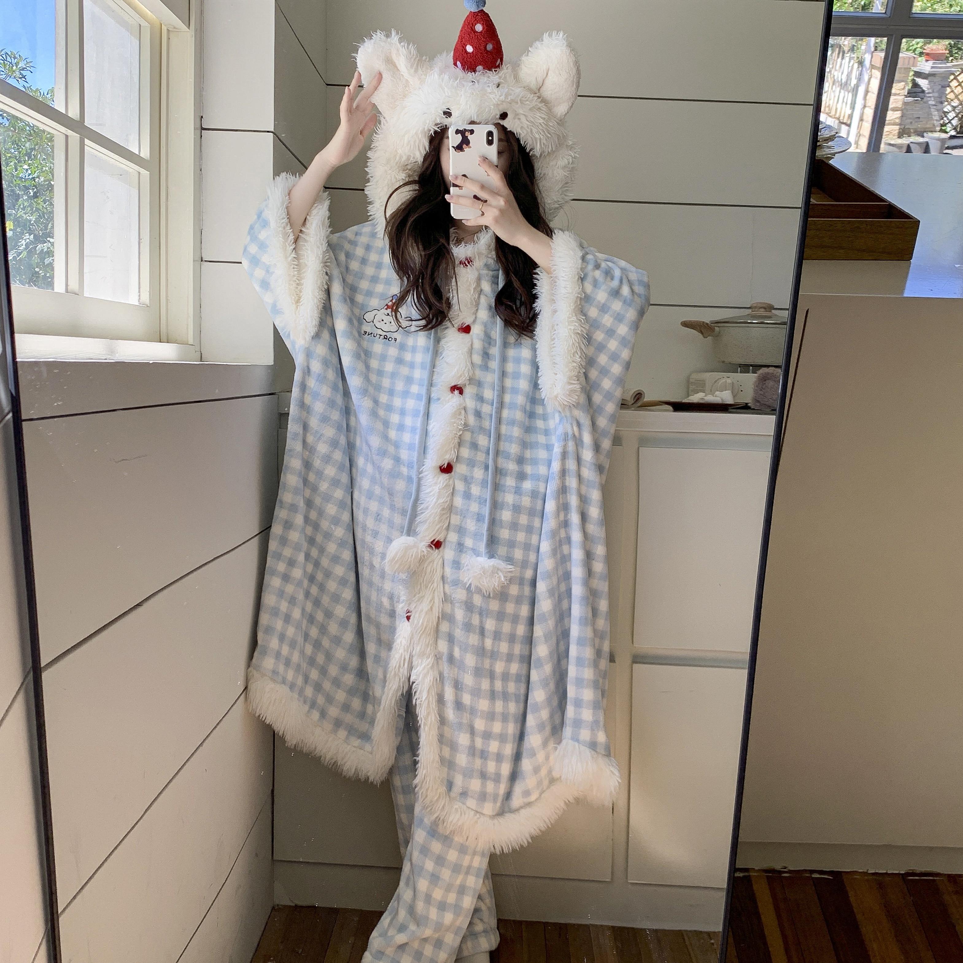 秋冬加绒加厚格子连帽斗蓬睡袍女
