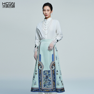 微瑕中国风重工刺绣花A字显瘦压褶高级感女士半裙新款高腰马面裙