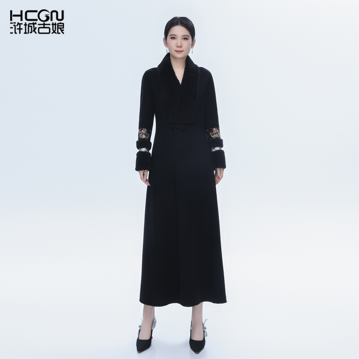 复古刺绣修身保暖交领双面尼大衣