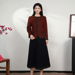 2026春绵羊毛中式 高级感通勤舒适显瘦女士圆领复古感轻盈保暖套装