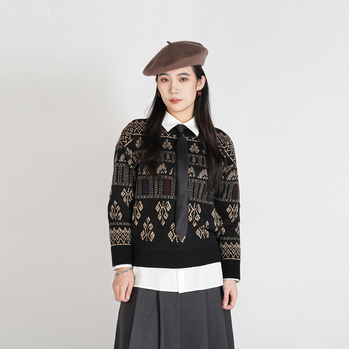 中国风绵羊毛舒适保暖春秋新款气质百搭通勤圆领长袖减龄提花毛衫,女装/女士精品,毛针织衫,淘宝优惠券,粉丝福利购,淘宝优惠卷