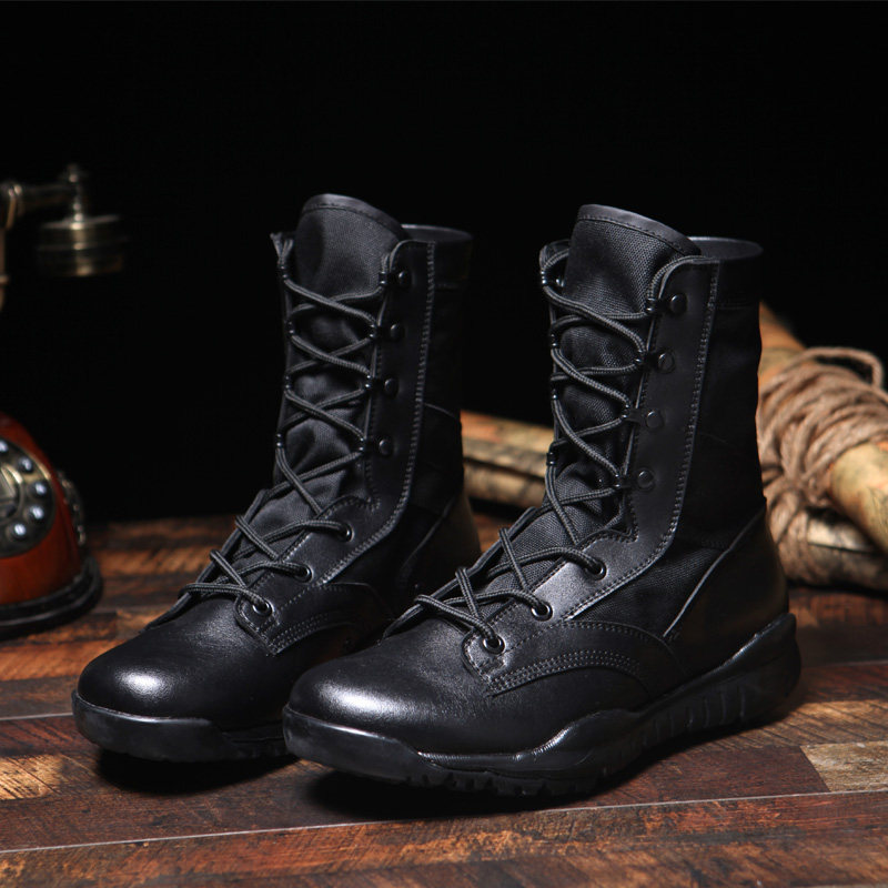 Boots militaires pour homme - lumière - Ref 1399093 Image 1