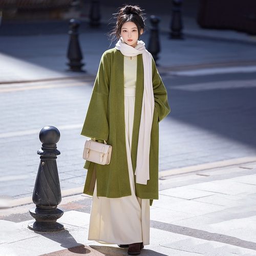 拟梦秋冬苔藓绿日常通勤汉服