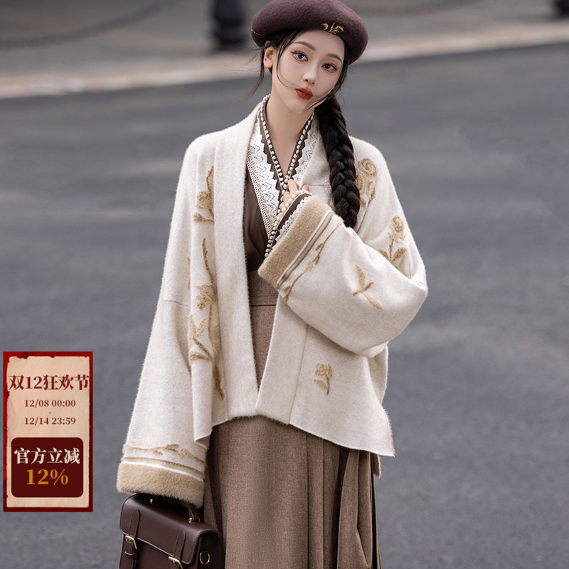 拟梦秋冬貂绒玫瑰毛衣日常汉服