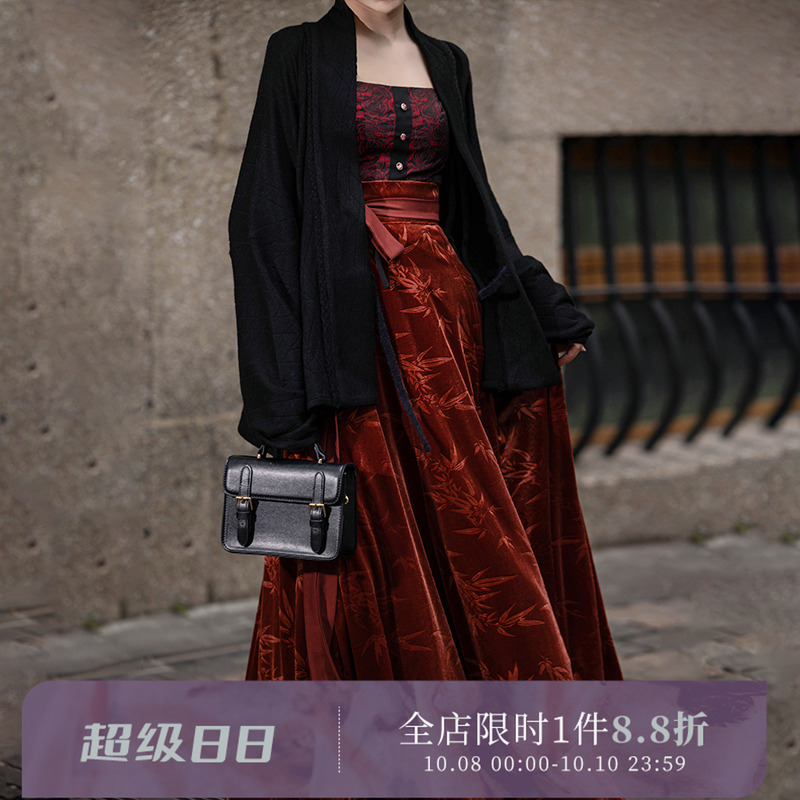 红黑日常新中式国风汉服套装