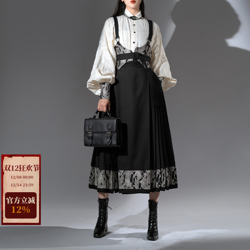 拟梦国风原创无人区腰封马面裙