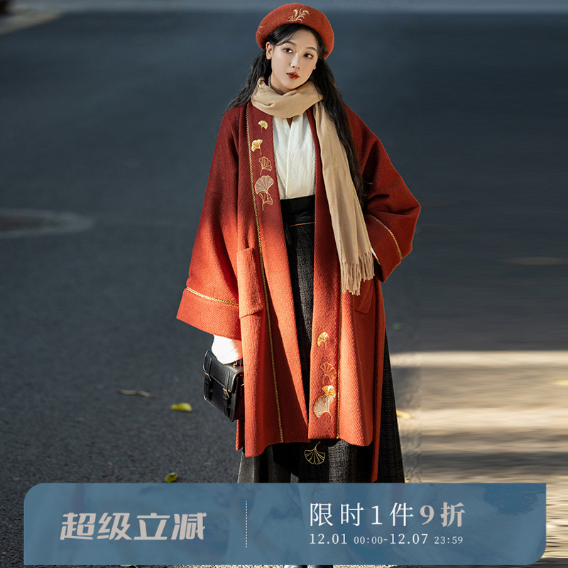 拟梦原创红色秋冬过年汉服