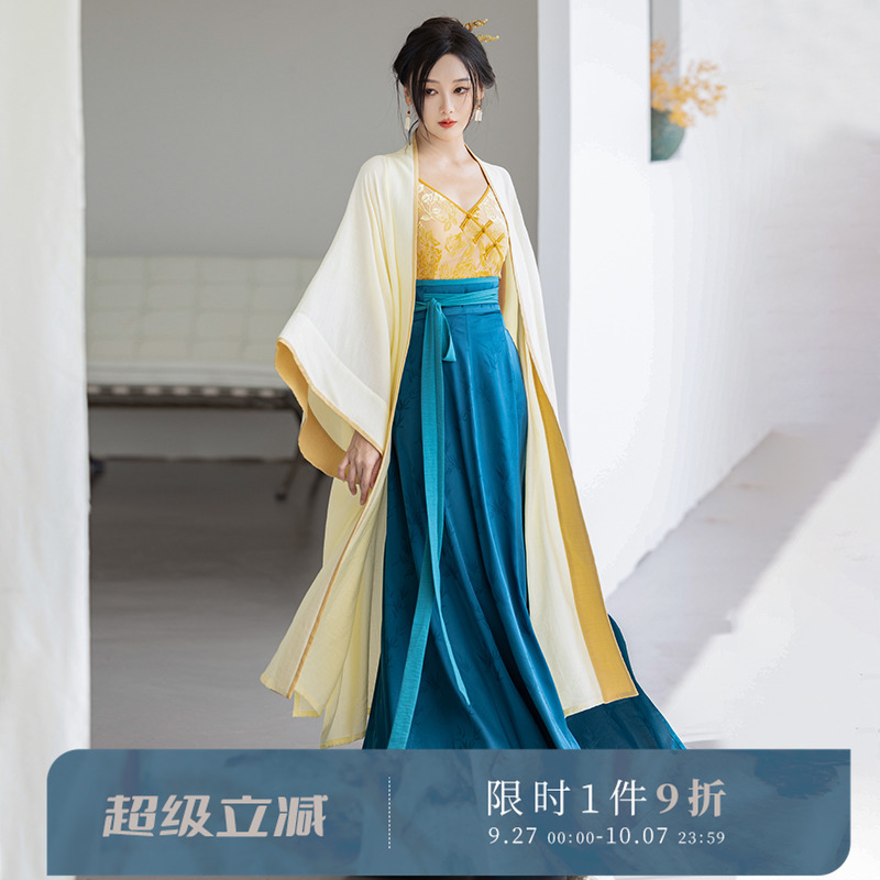 拟梦新中式汉服显白显瘦