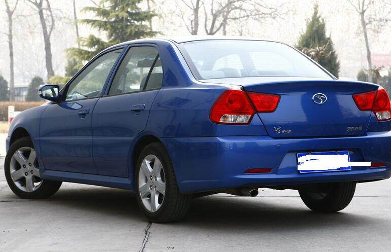 东南菱悦 三菱 菱悦v3 09款 10款 (老款)后外尾灯 l/r