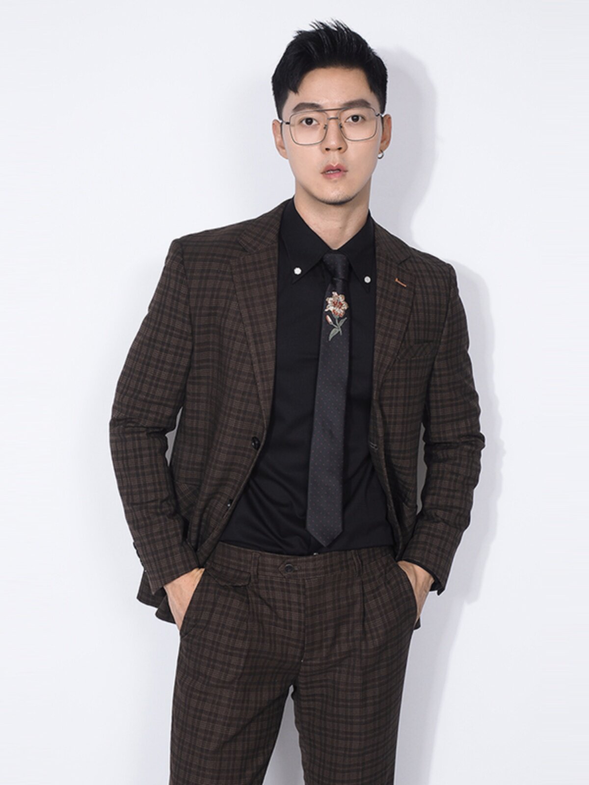 KAWAZE 남성용 브라운 체크 무늬 정장 투피스 새 한국 슬림 라이트 비즈니스 싱글 브레스트 슈트