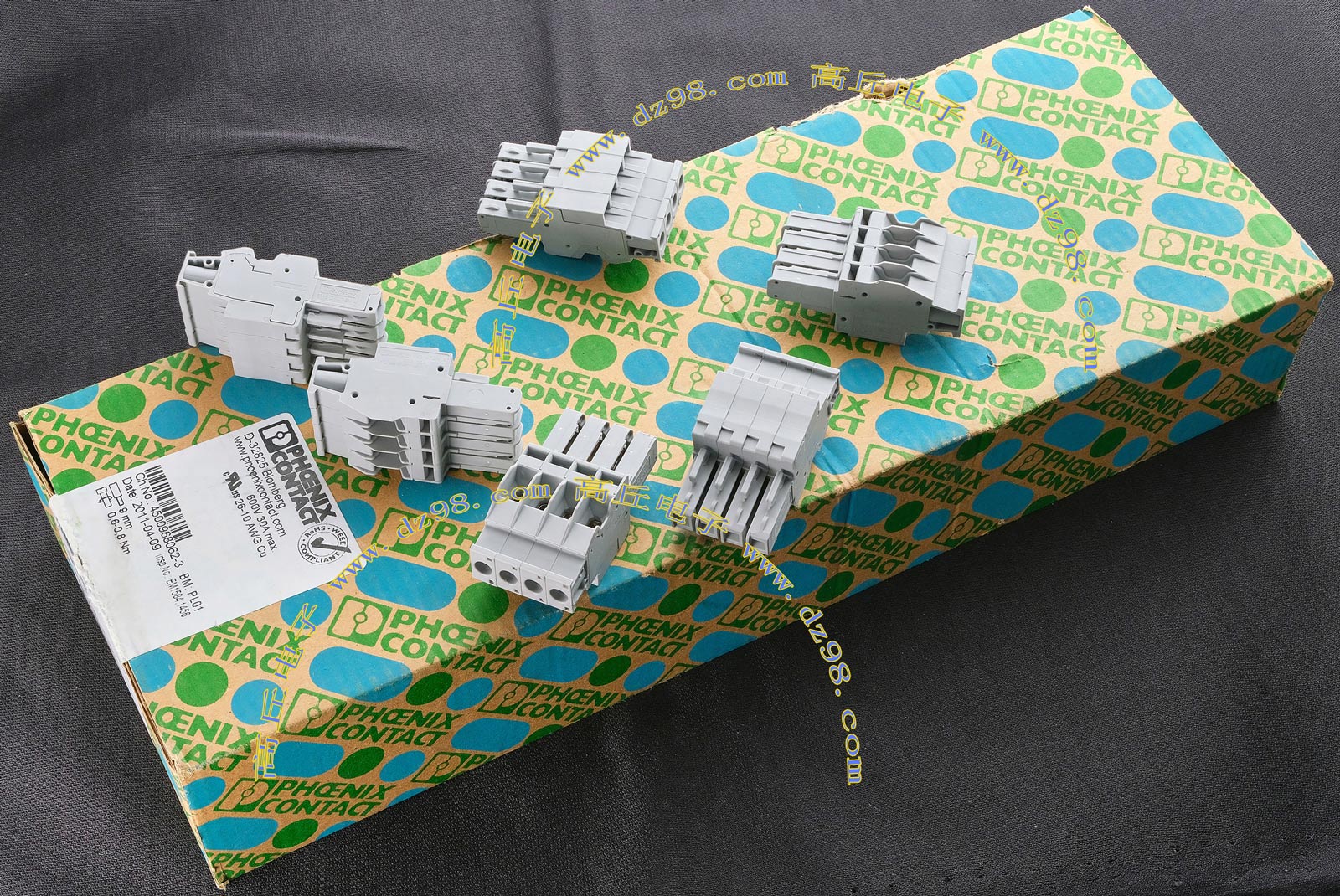 PHOENIX 菲尼克斯 UPBV 4/4 600V 30A 26-10AWG 接线端子插头 4P