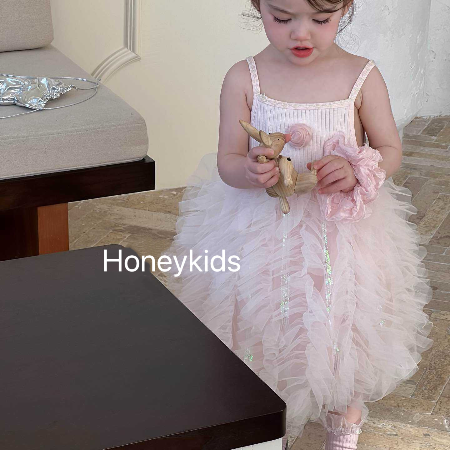 女童粉色吊带连衣裙2026夏季新款儿童洋气时髦宝宝公主裙韩系裙子