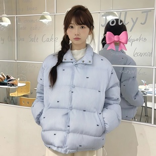 蓝色条纹蝴蝶结2025新款羽绒服女短款加厚小个子白鸭绒面包服外套