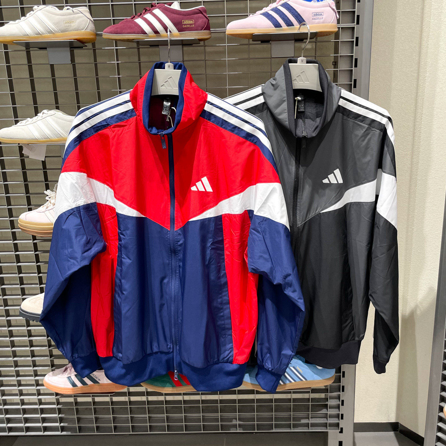 Adidas阿迪达斯男装2026春款防风透气网眼内衬长袖夹克外套KF3678