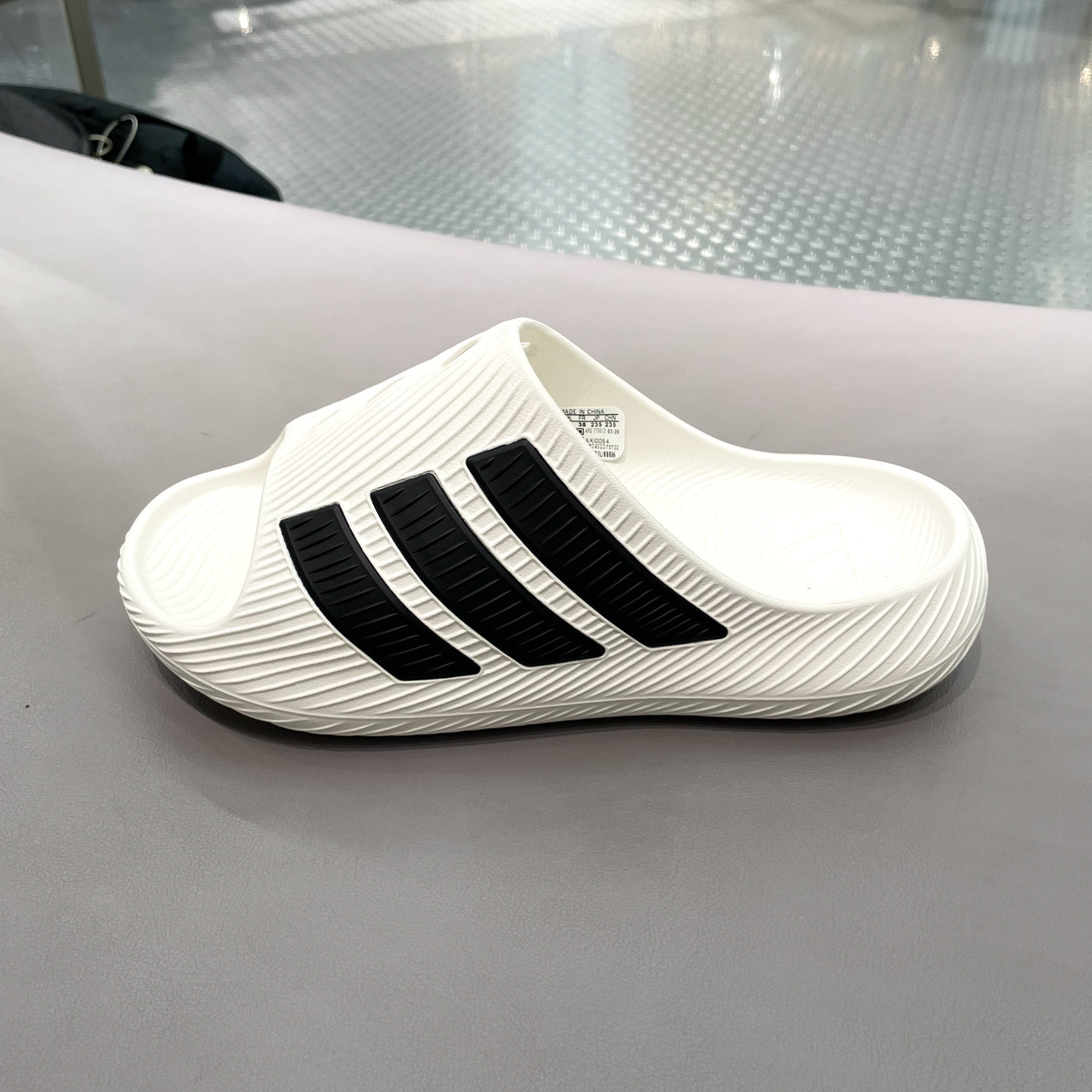Adidas男女鞋2026夏经典