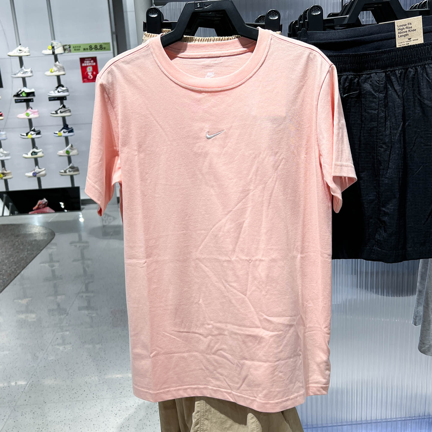 NIKE耐克女子夏季宽松百搭半袖上衣运动服休闲短袖T恤 IH7602-800