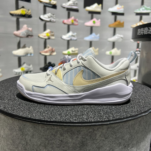 Nike/耐克Jordan CMFT Era女子新款防滑透气运动休闲鞋IR7556-171