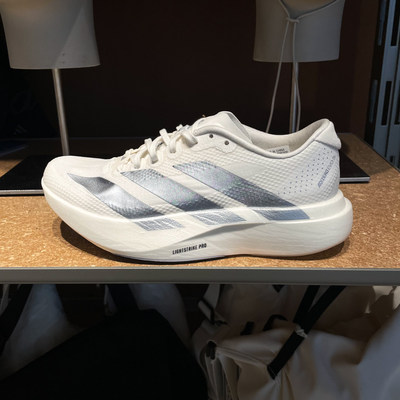 阿迪达斯女鞋2026春季新